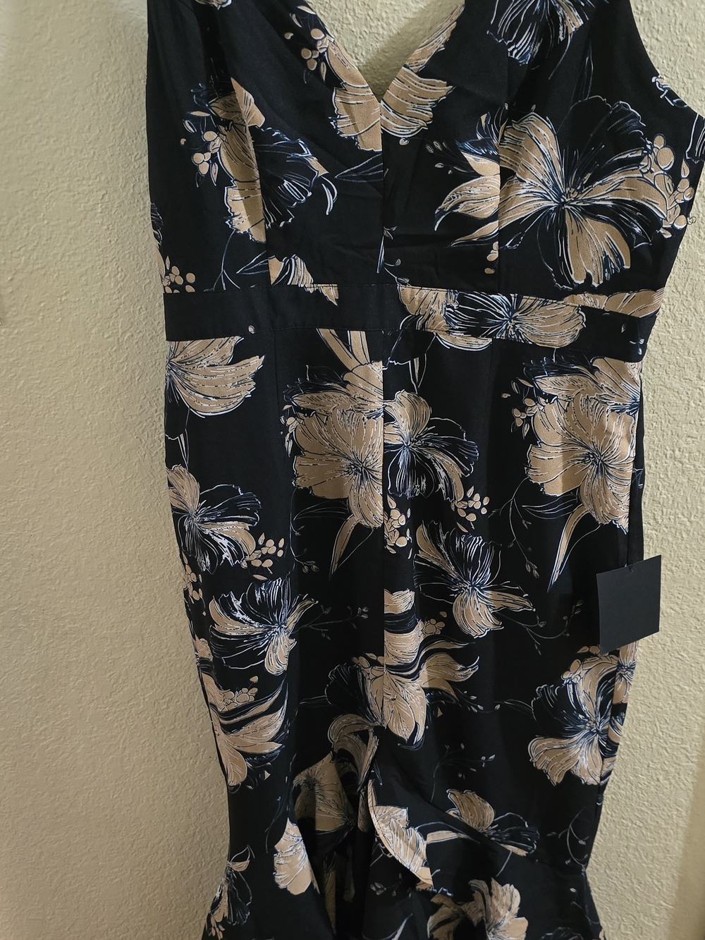 NWT Lulus Black & Tan Floral High-Low Ruffle Maxi Dress